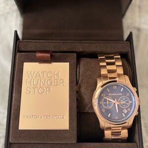 Michael Kors Gold Watch Classic Luxury